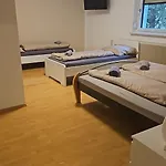 Heurigenbar * Feldkirchen an der Donau