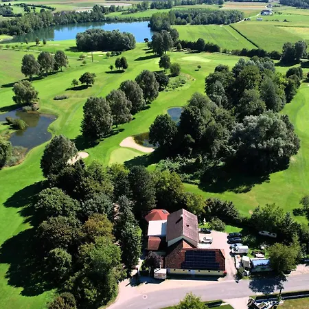 Heurigenbar * Feldkirchen an der Donau