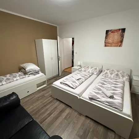 Heurigenbar * Feldkirchen an der Donau