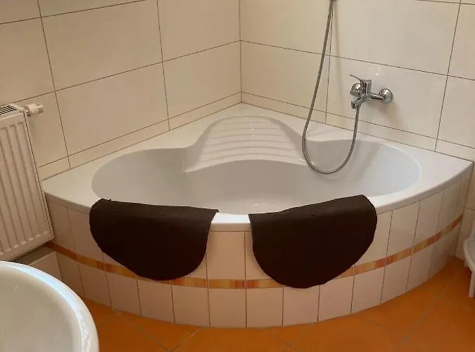 Heurigenbar * Feldkirchen an der Donau